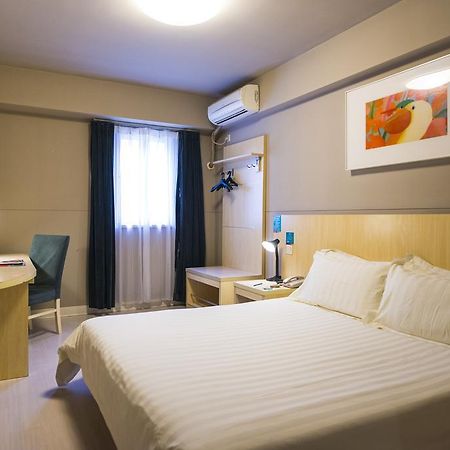 Jinjiang Inn - Shanghai Yixian Road Εξωτερικό φωτογραφία
